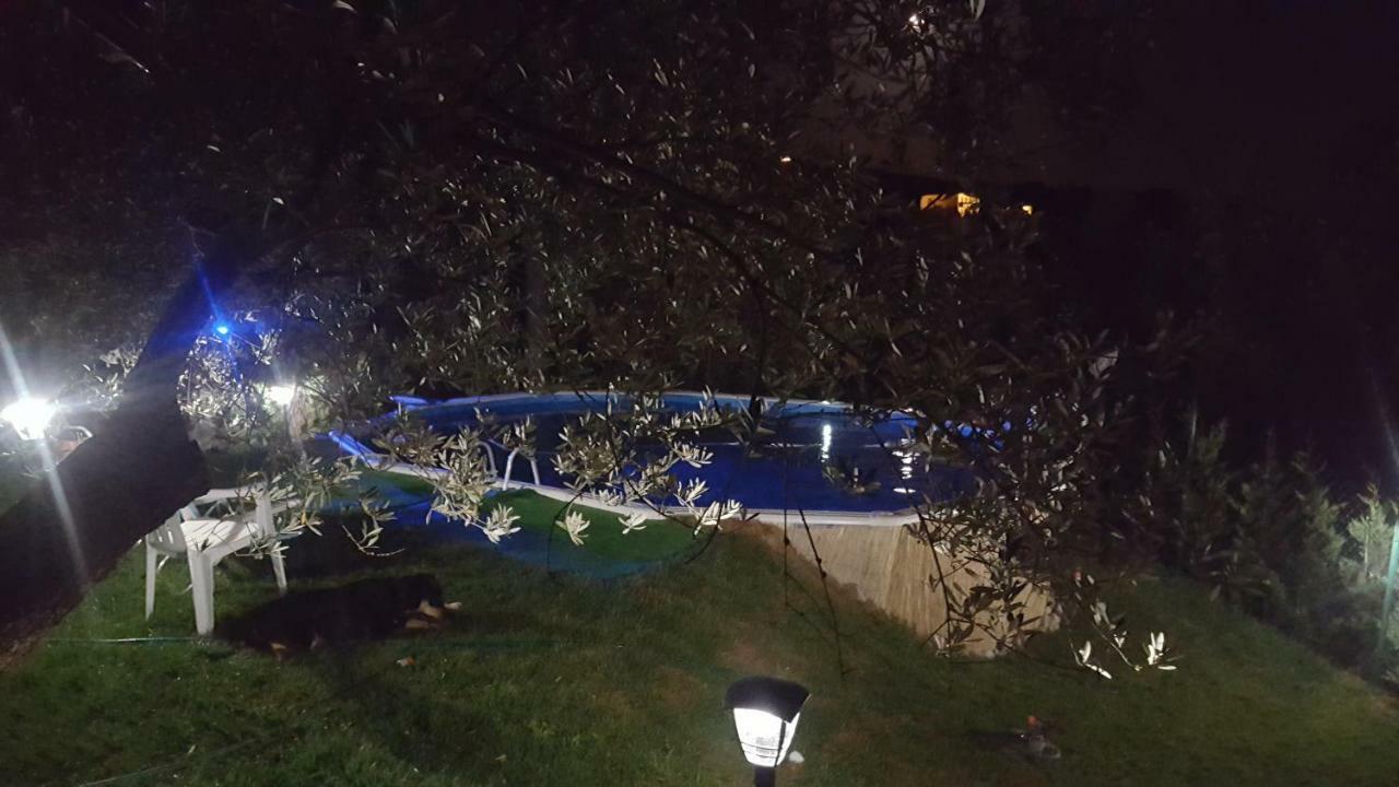 Il Borgo Dei Pini Apartman Vinci Kültér fotó